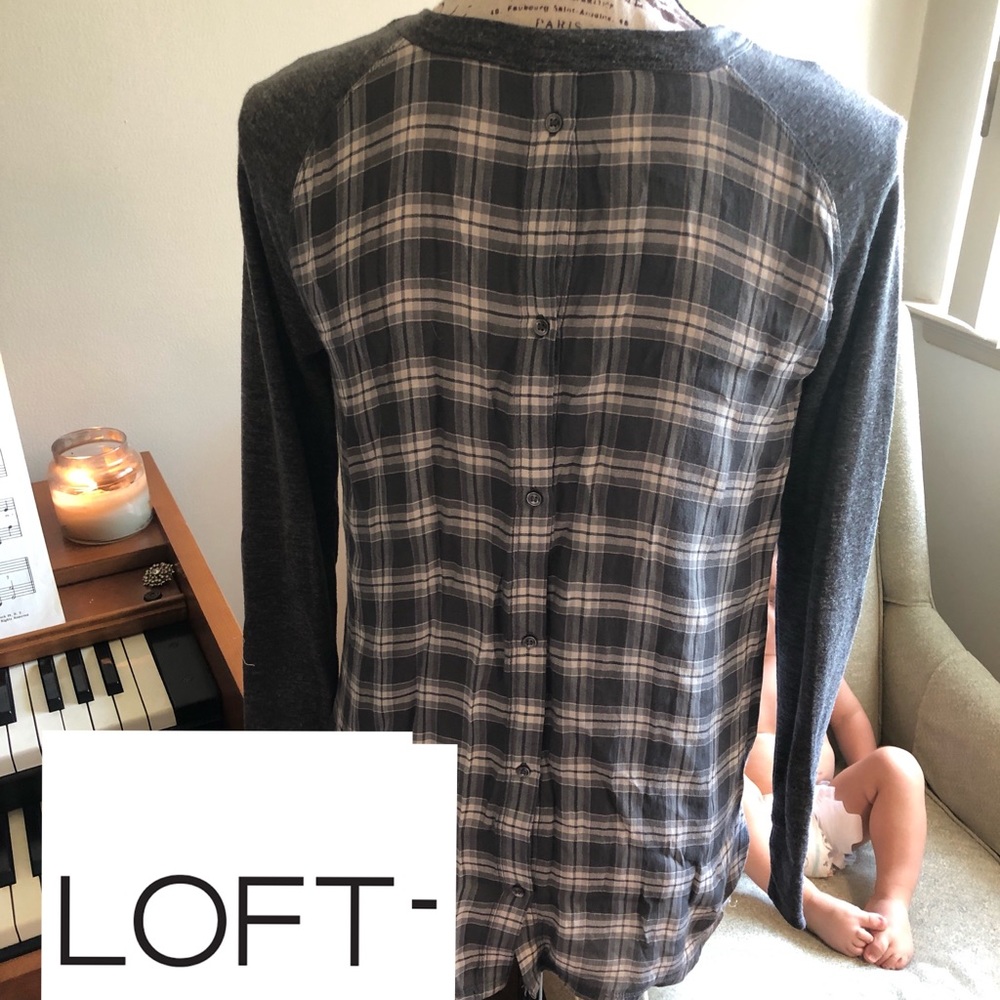 LOFT high-low long sleeve